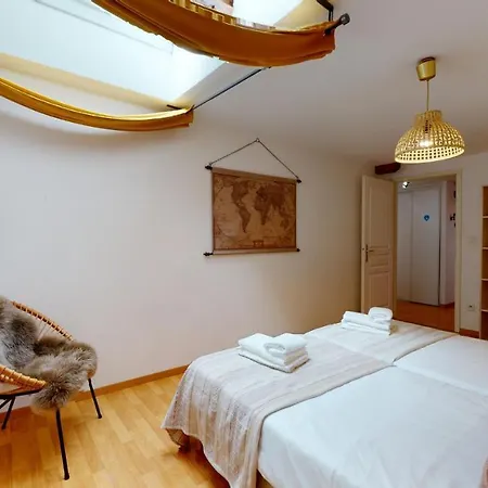 Duplex Des Dominicains - 1 Parking Gratuit - Hypercentre 6 Personnes